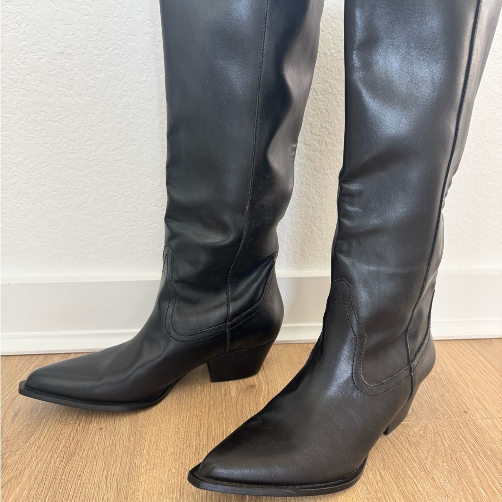Zara Black Heeled Western Leather Boots. Size US 8. Worn once.